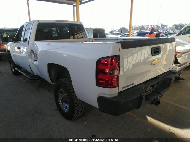 2008 CHEVROLET SILVERADO 2500HD LT W/1LT VIN: 1GCHC29K18E137909
