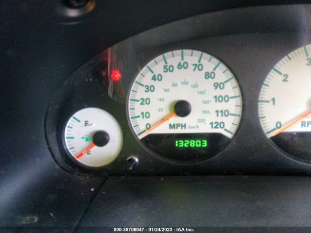 2005 DODGE GRAND CARAVAN SXT VIN: 2D4GP44L05R335975