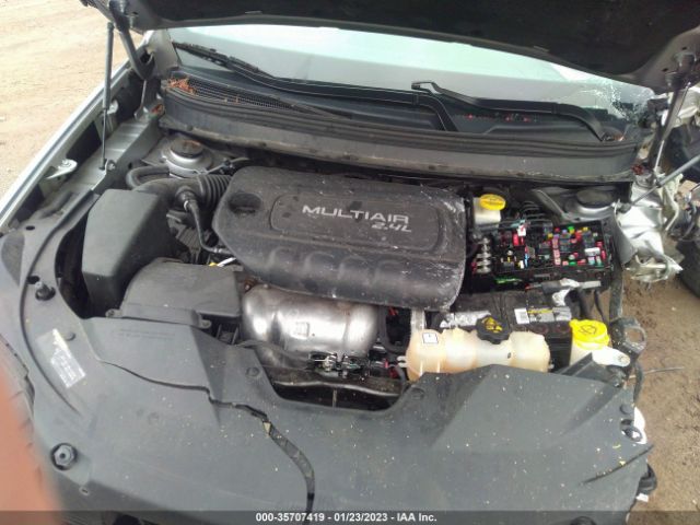 1C4PJLCB2KD220455 Jeep Cherokee Latitude