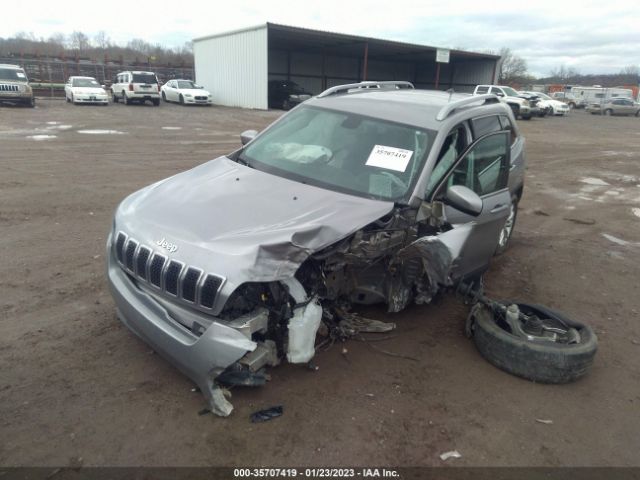 1C4PJLCB2KD220455 Jeep Cherokee Latitude