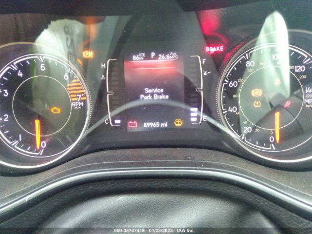 1C4PJLCB2KD220455 Jeep Cherokee Latitude