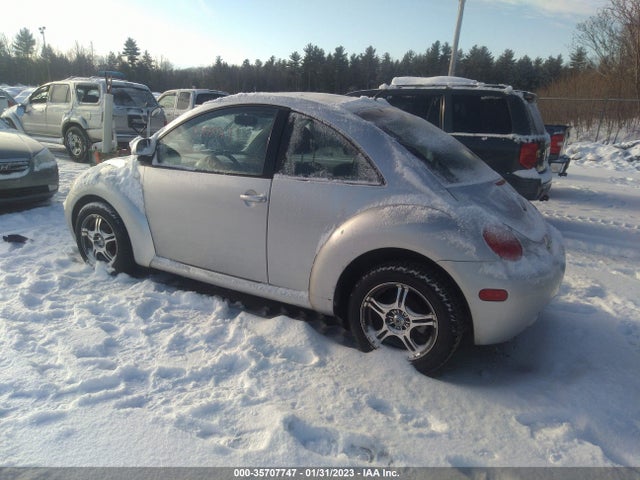 Volkswagen New Beetle 2000 3VWCF21C2YM439027 Image 4