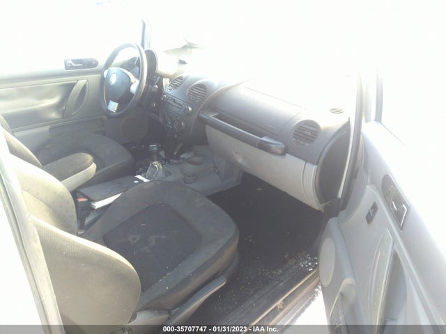 Volkswagen New Beetle 2000 3VWCF21C2YM439027 Image 6