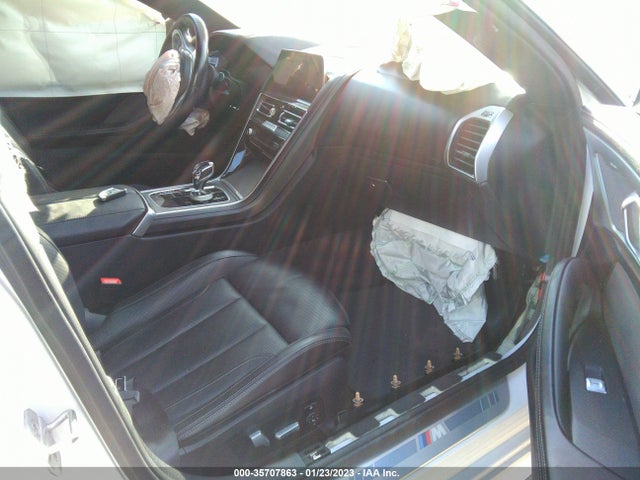 BMW 8 Series 840i 2022 WBAGV4C02NCG91072 Image 6