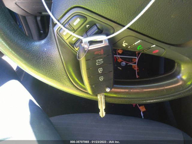 KNAFX4A68E5061183 KIA FORTE LX