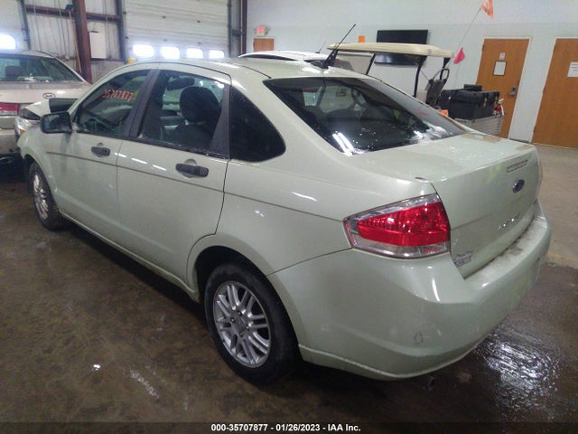 2010 FORD FOCUS SE VIN: 1FAHP3FN5AW135045