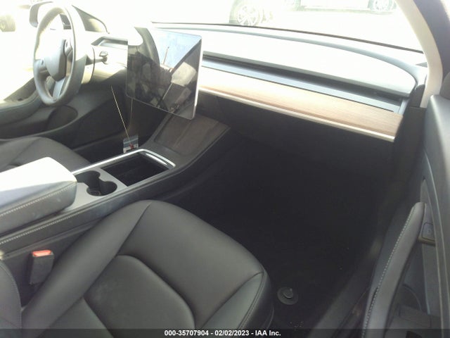 Tesla MODEL 3 2021 5YJ3E1EA5MF939271 Image 5