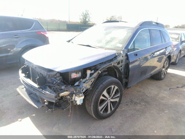 Subaru Outback Limited 2018 4S4BSANC4J3291030 Image 2