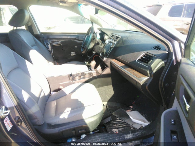 Subaru Outback Limited 2018 4S4BSANC4J3291030 Image 7