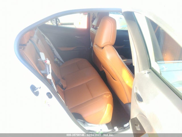 Lexus Ux Ux 200 2019 JTHY3JBH2K2015270 Image 10