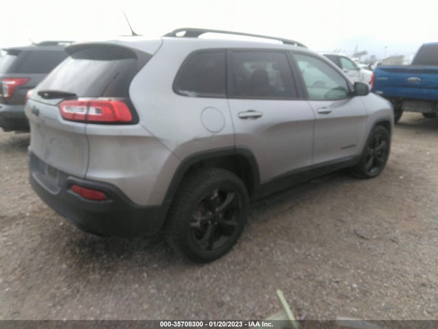 2018 Jeep Cherokee, VIN: 1C4PJLCB5JD542425