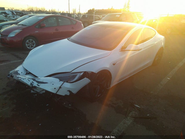 Tesla Model S 60/75 2017 5YJSA1E13HF218296 Image 2