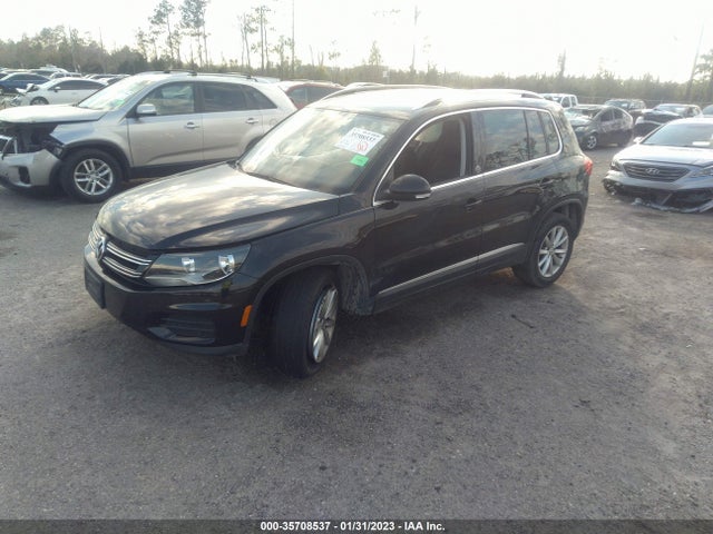 2017 Volkswagen Tiguan, VIN: WVGRV7AX1HK005085
