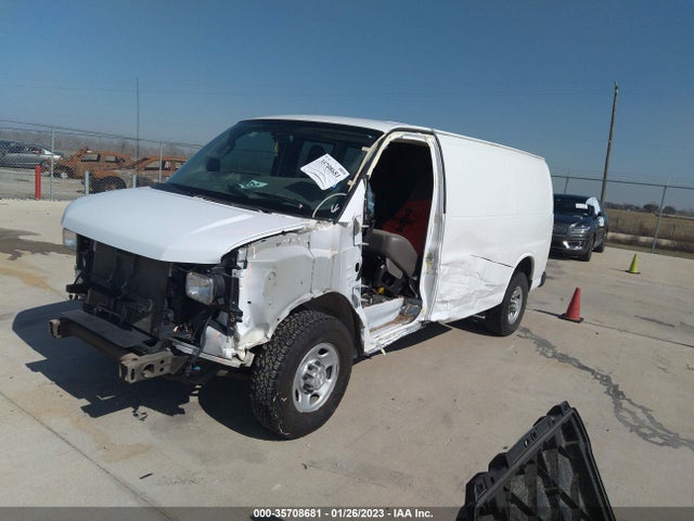 Chevrolet EXPRESS CARGO VAN 2017 1GCWGAFF4H1151498 Image 2