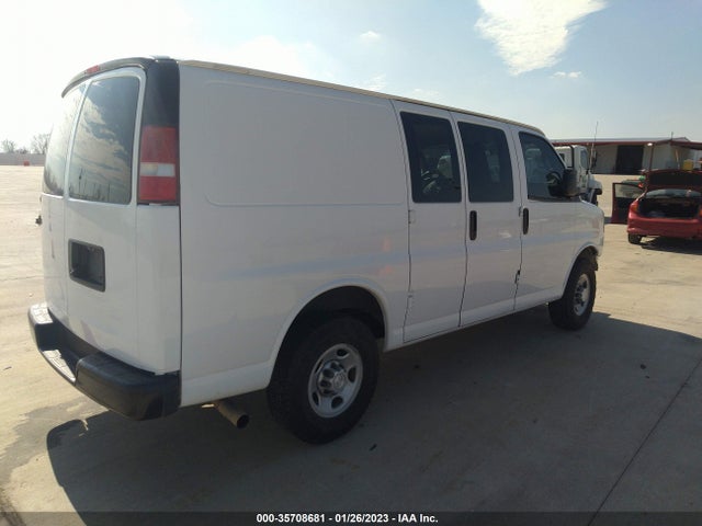 Chevrolet EXPRESS CARGO VAN 2017 1GCWGAFF4H1151498 Image 4