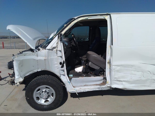 Chevrolet EXPRESS CARGO VAN 2017 1GCWGAFF4H1151498 Image 6