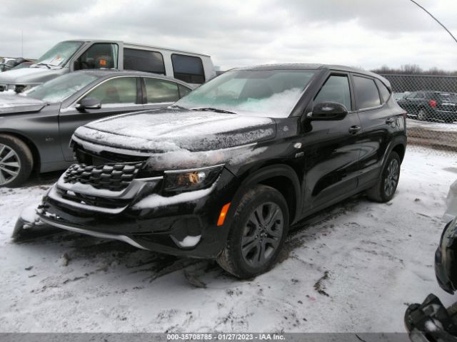 KNDEPCAA8M7096788 KIA Seltos Lx
