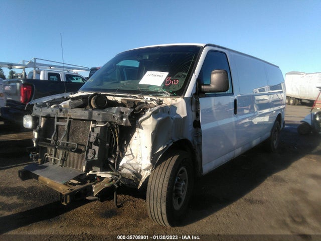 GMC SAVANA CARGO VAN 2017 1GTW7BFF2H1110373 Image 2