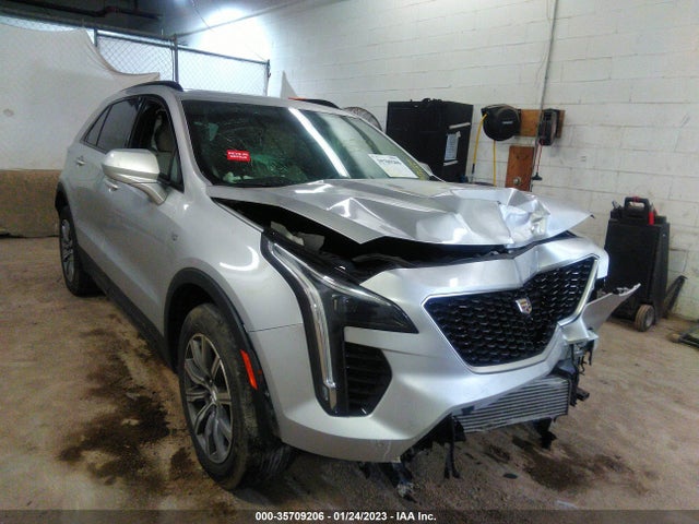 2019 Cadillac XT4, VIN: 1GYFZFR41KF124572