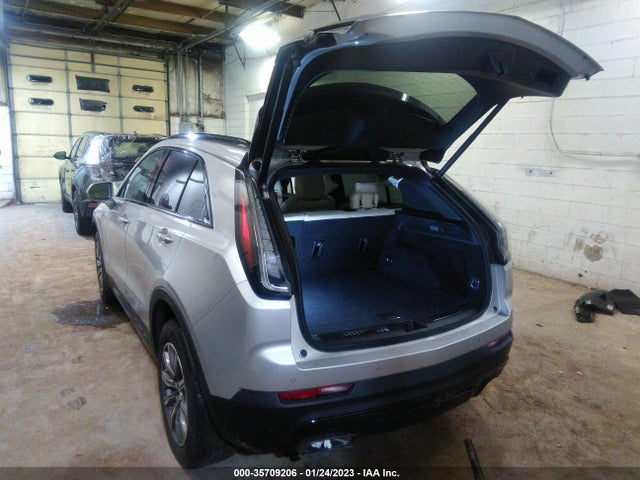 2019 Cadillac XT4, VIN: 1GYFZFR41KF124572