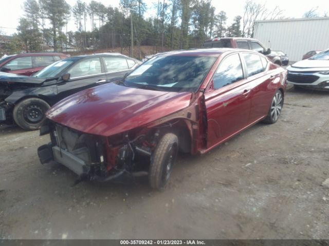 1N4AL4CVXMN369988 Nissan Altima 2.0 Sr