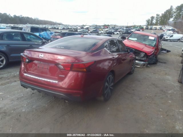 1N4AL4CVXMN369988 Nissan Altima 2.0 Sr