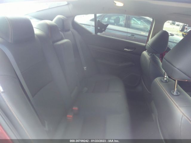1N4AL4CVXMN369988 Nissan Altima 2.0 Sr