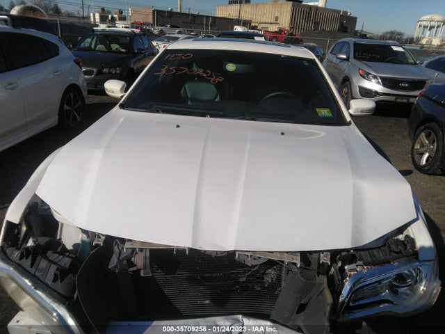 Chrysler 300 2014 2C3CCAAG5EH176054 Image 10
