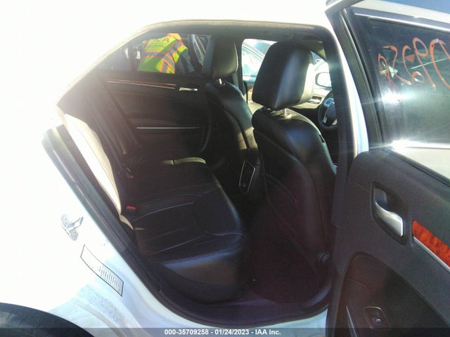 Chrysler 300 2014 2C3CCAAG5EH176054 Image 8
