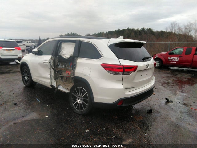 2017 Toyota Highlander, VIN: 5TDKZRFH3HS194578