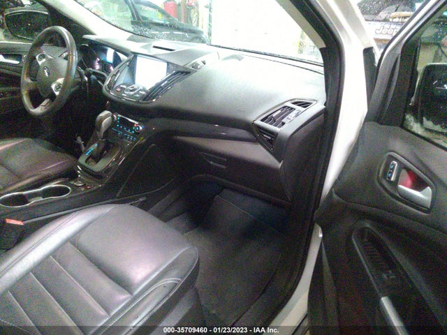 2015 Ford Escape, VIN: 1FMCU0J98FUB56640