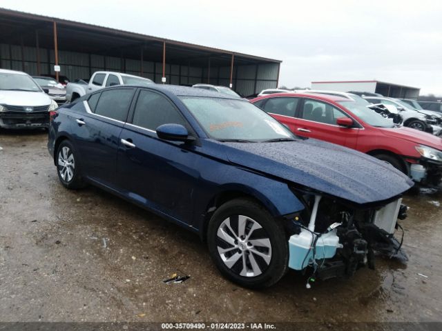 1N4BL4BV8NN356132 auction archive image