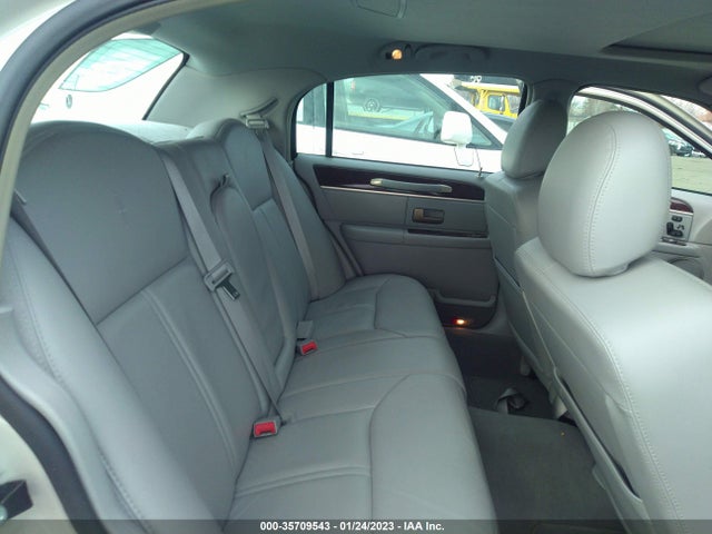 Lincoln Town Car 2006 1LNHM82V06Y612025 Image 9