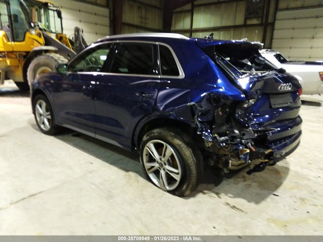 WA1DECF33M1054344 Audi Q3 S Line Premium