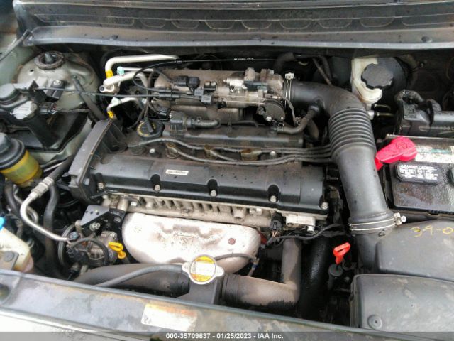 KNDJT2A25B7210899 KIA SOUL +