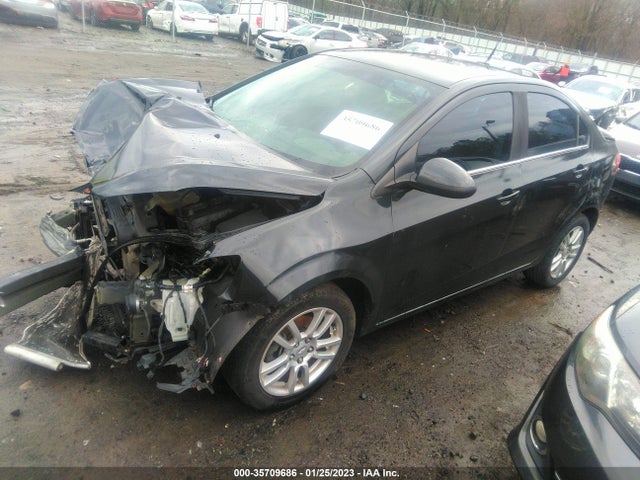 Chevrolet SONIC LT 2014 1G1JC5SH8E4166691 Image 2