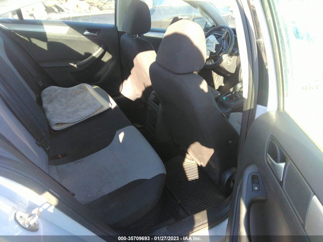 3VW2B7AJ0HM254039 Volkswagen Jetta 1.4t S