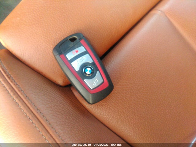 BMW 3 Series 328i 2016 WBA8E9G53GNT82173 Image 11