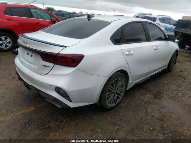 3KPF44AC5NE461787 KIA FORTE GT