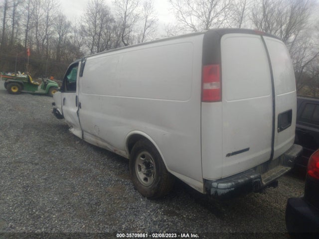 Chevrolet EXPRESS CARGO VAN 2018 1GCZGGFGXJ1214361 Image 4