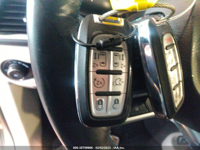 Chrysler Pacifica Touring L 2021 аукцион фото