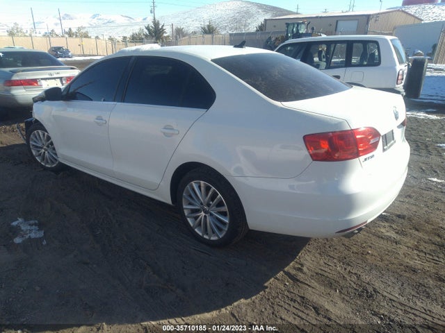3VWLL7AJ4DM258123 Volkswagen Jetta Sedan Tdi W/premium/nav