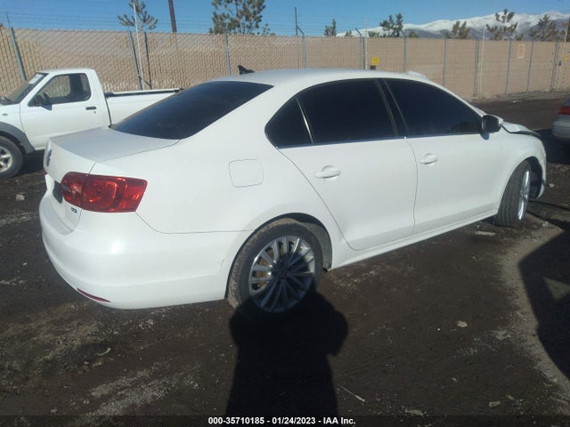 3VWLL7AJ4DM258123 Volkswagen Jetta Sedan Tdi W/premium/nav