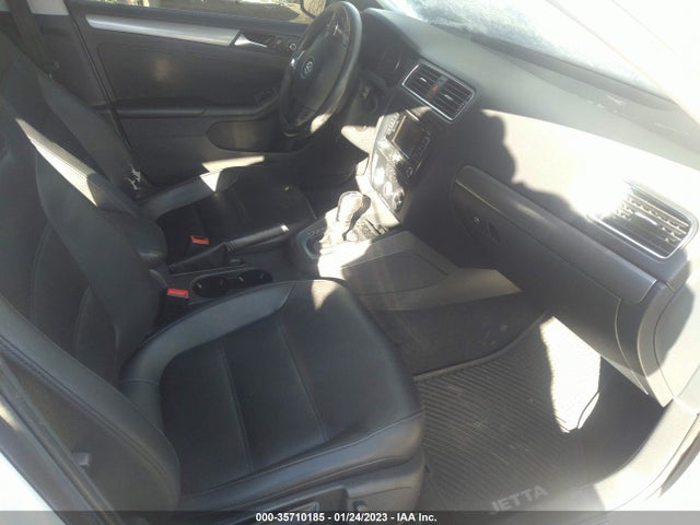 3VWLL7AJ4DM258123 Volkswagen Jetta Sedan Tdi W/premium/nav