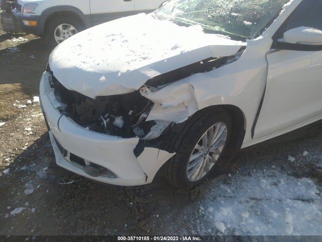 3VWLL7AJ4DM258123 Volkswagen Jetta Sedan Tdi W/premium/nav