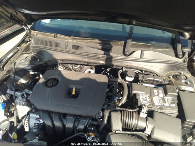 3KPF24AD8PE565806 KIA FORTE LX