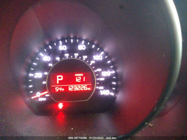 KNDJN2A29F7112782 KIA Soul Base