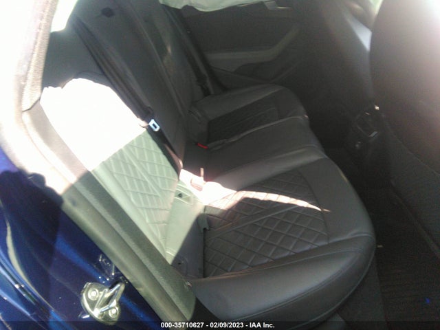 WAUC4CF58JA023802 Audi S5 Sportback Prestige
