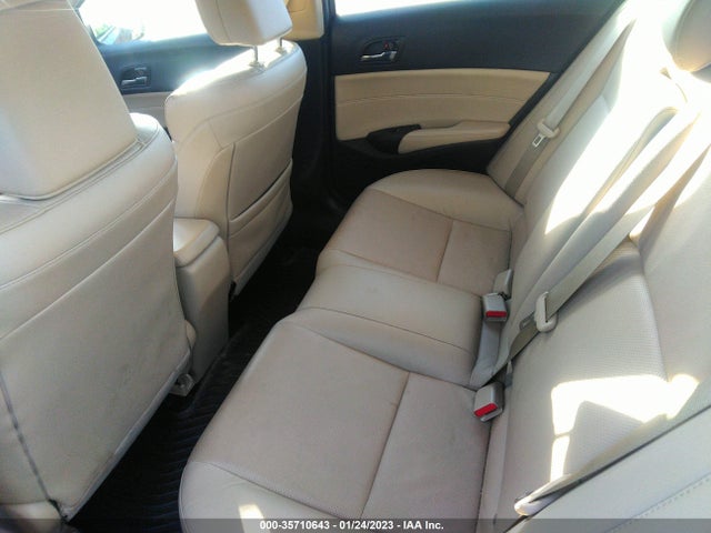 2015 Acura ILX, VIN: 19VDE1F57FE004924