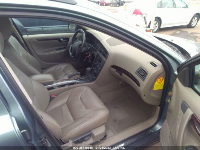 YV1SZ58D121048777 Volvo V70